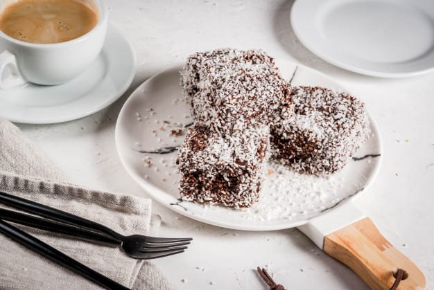 easy homemade lamingtons recipe